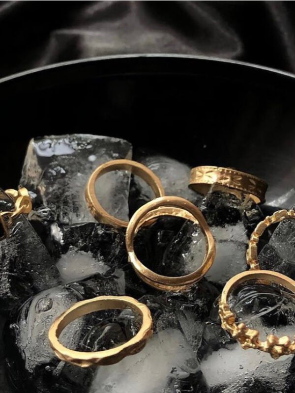 Gold ring set