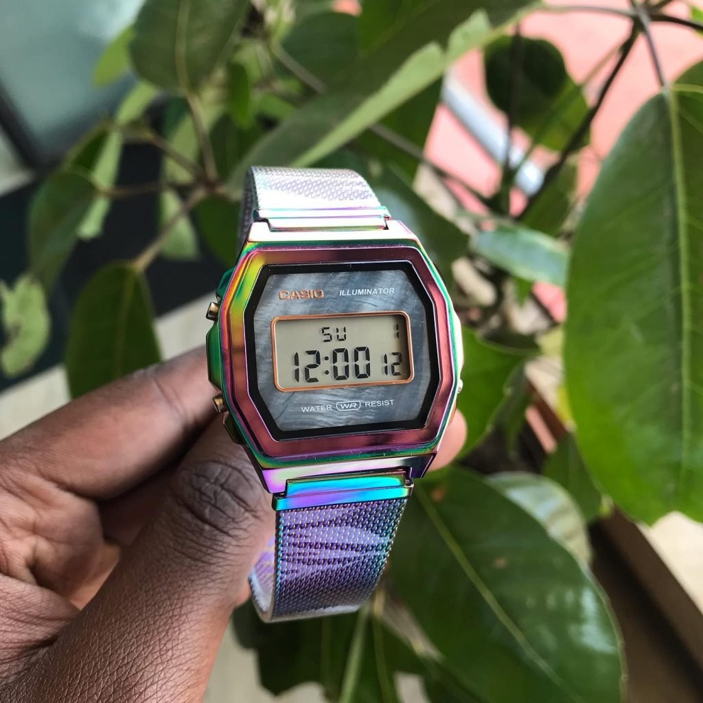 rainbow-casio-vintage-watch-vendify