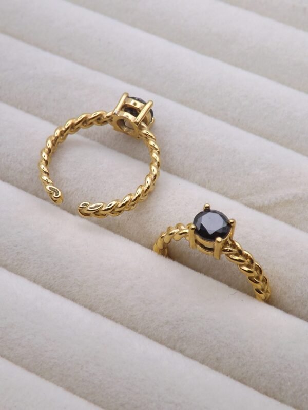 ROYAL BLACK AESTHETIC 18K gold plated ring