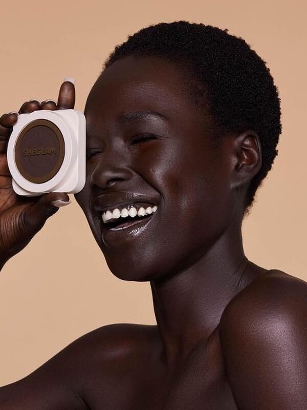 SHEGLAM Skin-Focus High Coverage Powder Foundation