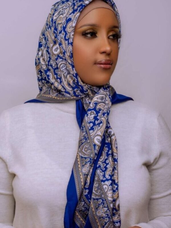 BLUE GUCCI SQUARE HIJAB